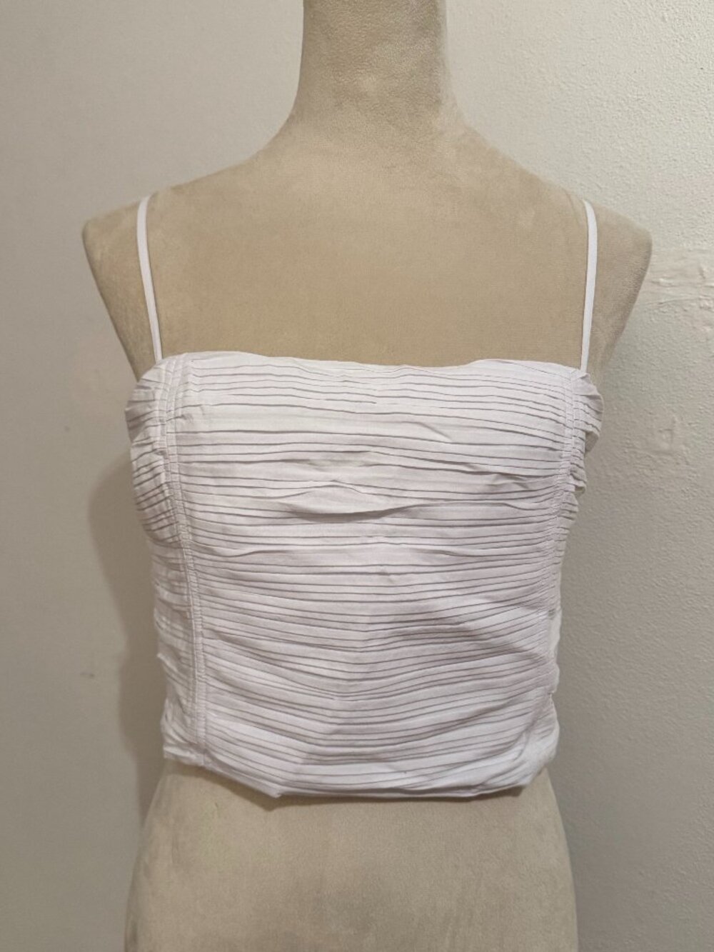 Madewell White Textured Pleated Top – Size 8